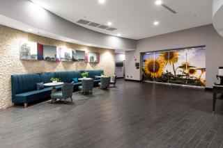 Hampton Inn & Suites - Raleigh Downtown - Raleigh - 1