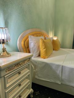 JMR Splendor - Private Sauna & Bathtub Suites - 5