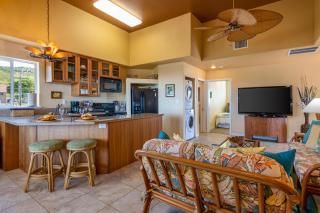 Beach Front Ocean View Top Floor Luxury Penthouse - Kailua-Kona - 3