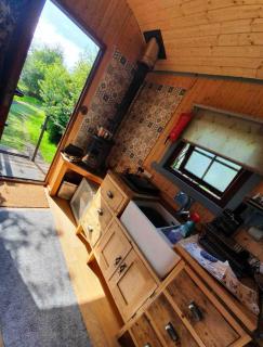 Hide and Sheep Shepherds Hut - - 1