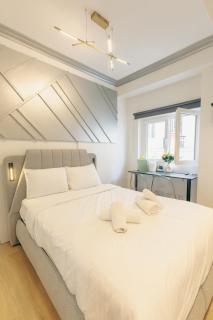 Diamond Tsakalof 17 by Zeussuites - Athens - 8