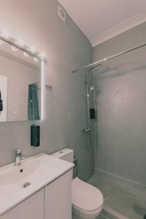 Diamond Tsakalof 17 by Zeussuites - Athens - 4