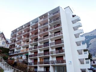 Studio 2 pers avec balcon est spacieux, centre station proche thermes et télécabine, parking inclus - FR-1-512-151 - Brides-les-Bains - 2