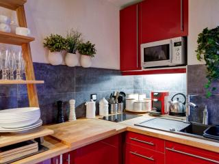 Studio rénové 2* pour 4 personnes - Centre de Brides-les-Bains avec parking et wifi - FR-1-512-167 - 8