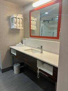 Hampton Inn & Suites Deptford, Nj - Deptford - 9