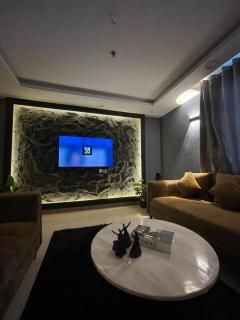 Relaxing Aura Retreat 2BR Aprtmnt Self CHECK-IN DHA phase 5 - 0