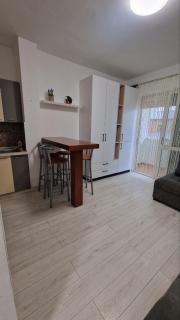 Sea Beach Apartment - 8