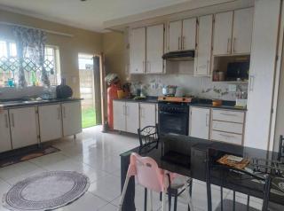 V&k PROPERTIES - Vosburg - 5