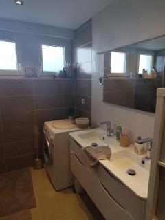 Jolie chambre moderne chez l'habitant - Wintzenheim - 4