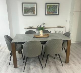 Spacious Millpark Apartment - 1