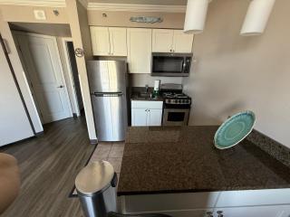 Oceanfront Condo in Myrtle Beach - Myrtle Beach - 5