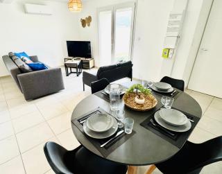 Le Cèdre Enchanté - Maison avec 2 chambres pour 6 personnes climatisée, avec terrasse et BBQ - Chanas - 8
