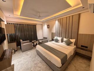 hotel palladium lake - Ahmedabad - 4