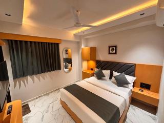 hotel palladium lake - Ahmedabad - 1