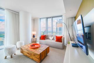 Stunning Oceanfront Escape & Luxury Resort Living - Hollywood - 0