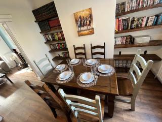 Town House with Jacuzzi & Sauna - Nottingham - 2