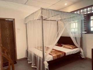 Hang Over Midigama - 1