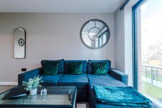 Stylish 1BR Apartment in Leeds City Centre - 7