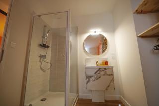 Le Seventies & Spa Appartement spacieux et athypique, cœur du centre ville - 6