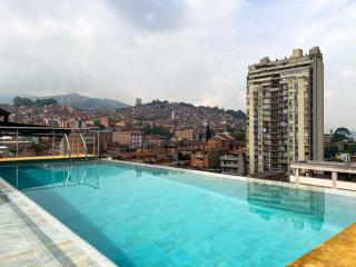 Apartahotel con Piscina - Medellín - 7