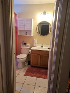 The Little House On E Street - Anchorage - 9