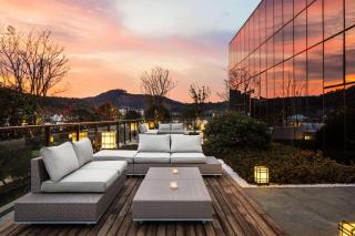 Hilton Ningbo Dongqian Lake - Ningbo - 8