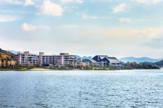 Hilton Ningbo Dongqian Lake - Ningbo - 7