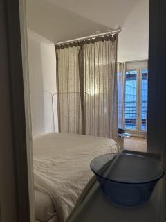 Spacieux studio de charme ideal pour les couples ou les familles - Paris - 9