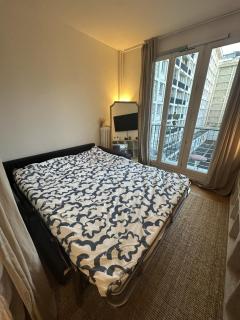 Spacieux studio de charme ideal pour les couples ou les familles - Paris - 7