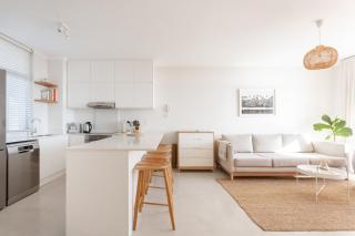 New Apartment, Surfer's Corner - Muizenberg - 8