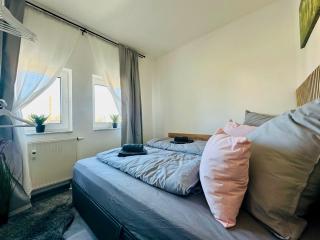 Apartment Am Spremberger Turm, 65qm, 2 Schlafzimmer, Küche, Parkplatz, Balkon, Waschmaschine - 3
