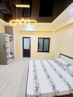 New Apartments near to CHORSU - Tashkent - 0