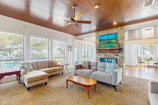 Maverick Mountaintop Retreat - Canyon Lake - 7