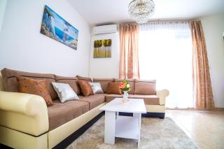 Split Apartments Shell - 7