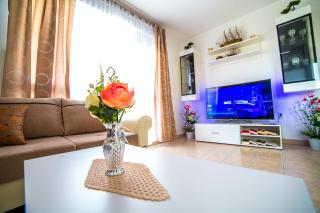 Split Apartments Shell - 3