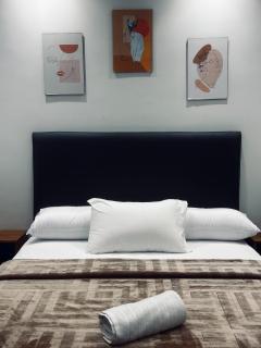 DHB STAYS 1BR Charming Cozy Downtown 59A - 9