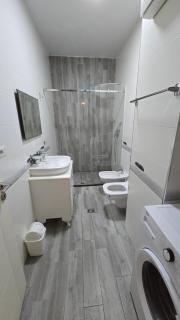 Teduktu apartment near City Center - Tirana - 3
