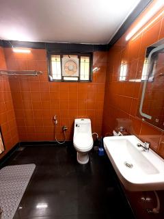 Beautiful Beach Front Villa - Beach Castle Homestay - Udupi - 3