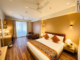 Hotel South Ex Residency - South Ex near AIIMS Delhi - Couple Friendly - 0