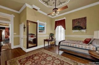 The Abbott House & Event Venue - Seguin - 2