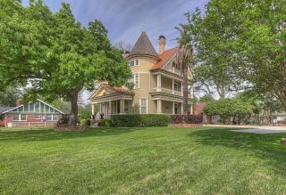 The Abbott House & Event Venue - Seguin - 1