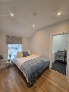 Newly Refurbished townhouse - Derry Londonderry - 0