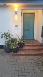 Island Retreat with HotTub - West Mersea - 4