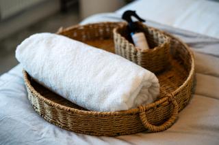 Luxury Barking Apartment Near City Airport - With Gym And Free Parking Sleeps 8 - 7