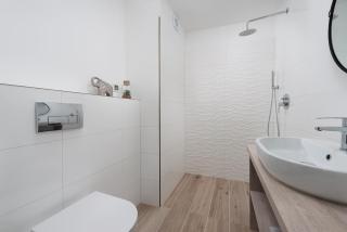 Róża Bałtyku - Apartamenty i Pokoje B - Dębki - 4