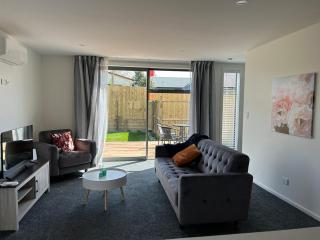 Apartment 4 on Armagh! - Christchurch - 3