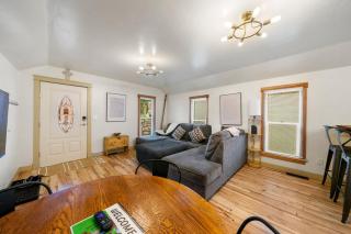 Casa Verde near Downtown - 3BR - 4beds Pueblo - Pueblo - 0