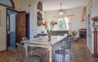Stunning Home In Trabia - Trabia - 7