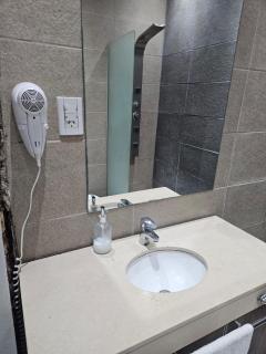 Hotel Plaza Cabral - Corrientes - 4
