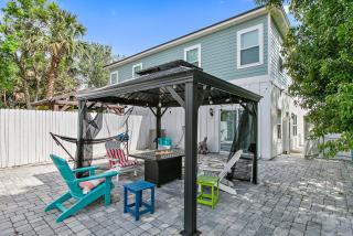 Few steps to Ocean-4 Beach Cruisers & Free parking & Private backyard - Jacksonville Beach - 3